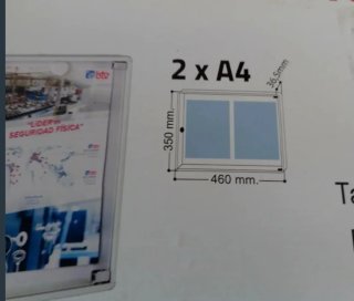 Tablón de anuncios aluminio con llaves y imanes