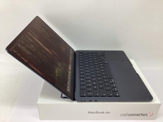 portatil apple apple macbook air m4 10-core 4.4 13 (8gpu) (2025) (a3240)