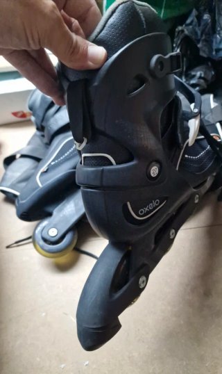 Patines Oxelo Talla 42.5 EU con bolsa transporte.