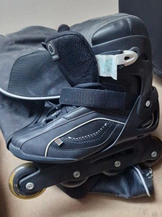 Patines Oxelo Talla 42.5 EU con bolsa transporte.
