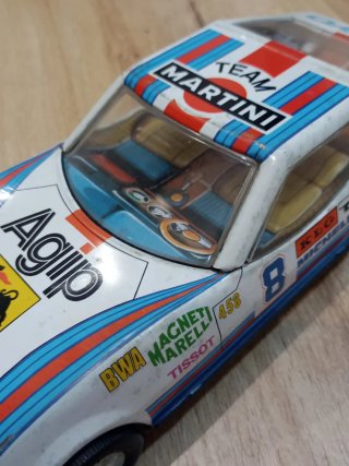Coche de juguete hojalata de Fricción 1970