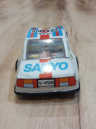 Coche de juguete hojalata de Fricción 1970