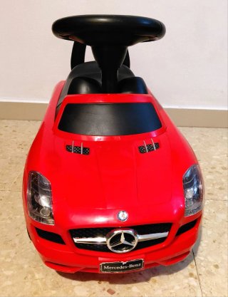 Correpasillos Mercedes Rojo