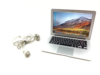 portatil apple apple macbook air core i7 2.2 13 (2017) (a1466)