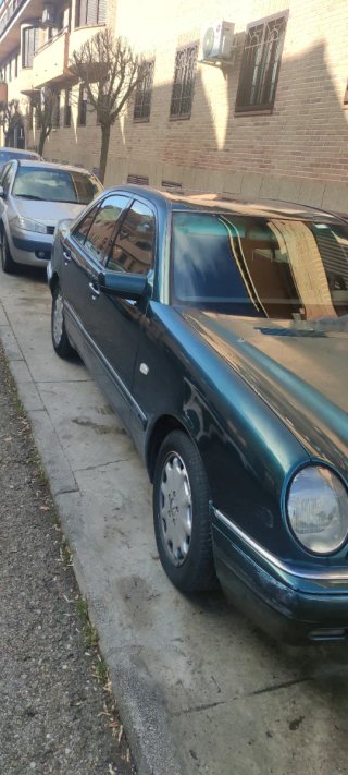 Mercedes-Benz Clase E 1998