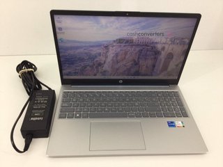 pc portatil hp hp 15 fd0154ns