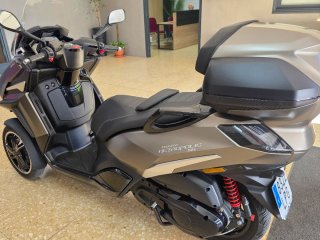 Peugeot Metropolis 400i ABS Año 2021