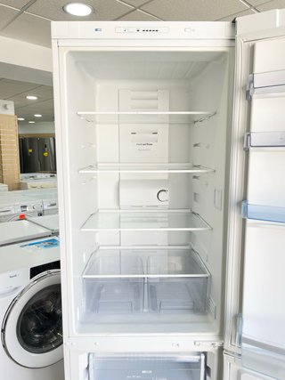 COMBI BALAY 185CM NOFROST A+++. SEMINUEVO