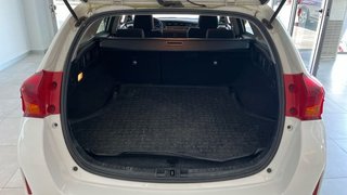 Toyota Auris 1.8 VVT-I HYBRID ACTIVE 136 5P