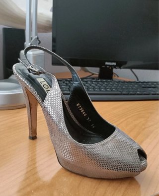 Zapatos de tacón Lodi plateados talla 37