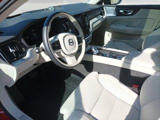 VOLVO V60 2.0 B4 P ULTRA DARK AUTO 197 5P
