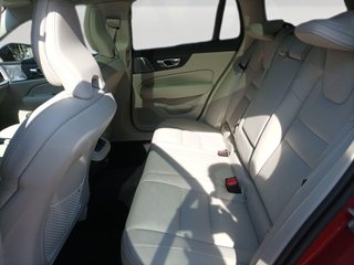 VOLVO V60 2.0 B4 P ULTRA DARK AUTO 197 5P