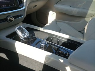 VOLVO V60 2.0 B4 P ULTRA DARK AUTO 197 5P