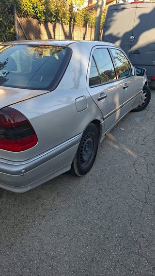 Mercedes-Benz Clase C240