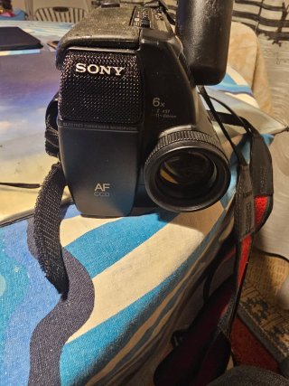 Câmara de vídeo 8 Sony Handycam