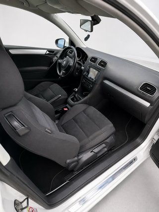 Volkswagen Golf 1Año de Garantia