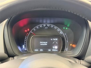 TOYOTA Aygo X Play MT