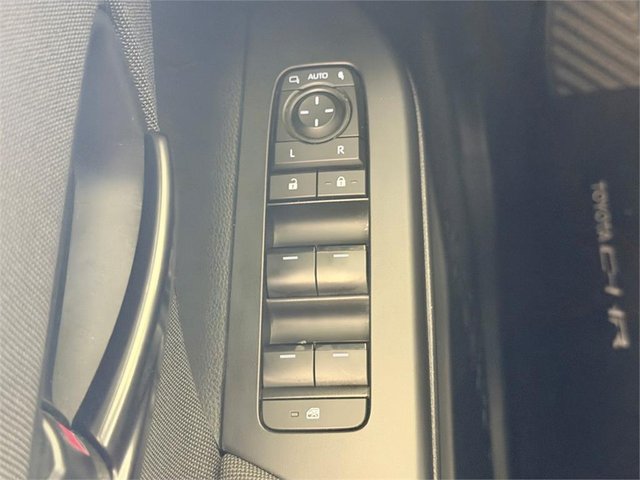 TOYOTA Toyota C-HR Advance