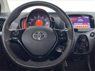 TOYOTA Aygo 70 x-play