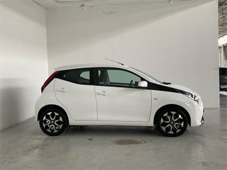 TOYOTA Aygo 70 x-play