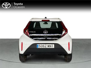 TOYOTA Aygo X Cross Play