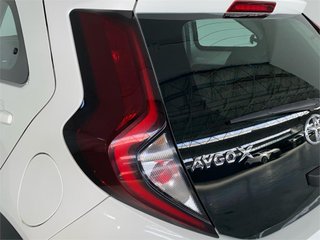 TOYOTA Aygo X Cross Play