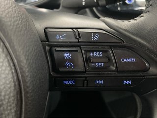 TOYOTA Aygo X Cross Play