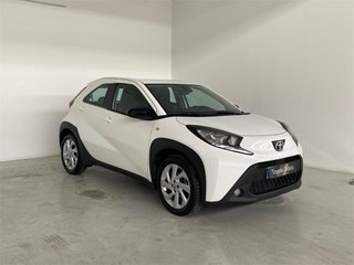TOYOTA Aygo X Cross Play