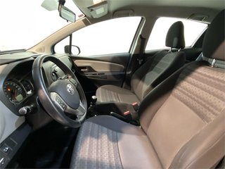 TOYOTA Yaris 1.3 Active