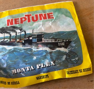 Sobre Montaplex Neptune Buques de Guerra