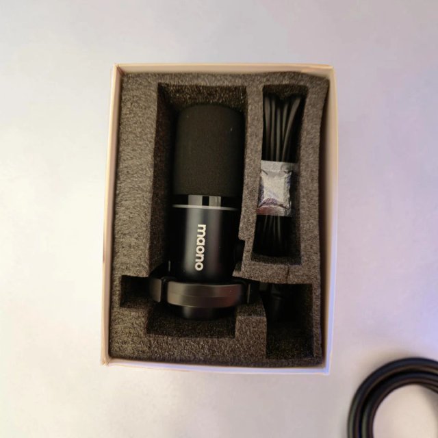 Micrófono Maono PD200X USB/XLR Podcast