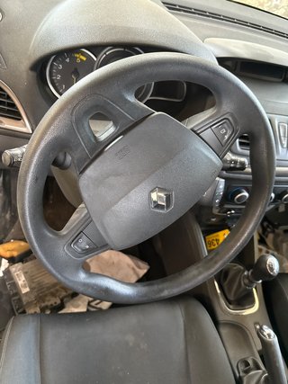 VOLANTE Renault Megane III Berlina 5P (2008->)