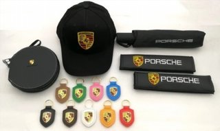 EMBLEMA LOGO ESCUDO METAL PORSCHE DORADO