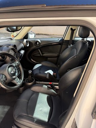 MINI Countryman 2011