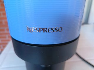 Cafetera Nespresso Azul