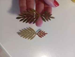 Pendientes dorados hoja Parfois