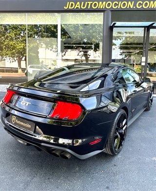 Ford Mustang 5.0 GT V8 cambio manual