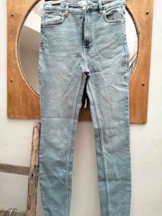 Jeans Zara attillati blu