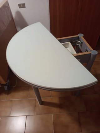 Mesa redonda extensible metal y madera