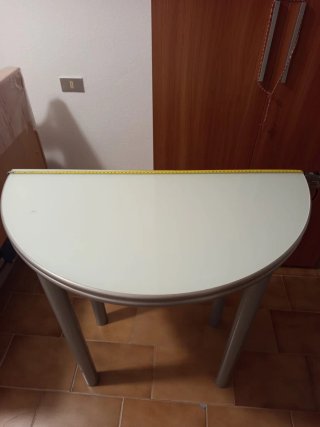 Mesa redonda extensible metal y madera