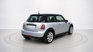 MINI Garantia 1 año