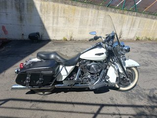 Harley Davidson Road King Blanca