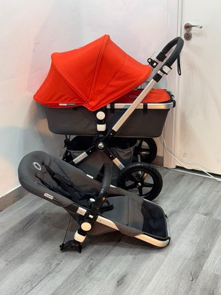 Passeggino Bugaboo Camaleon 3, rosso, con ovetto
