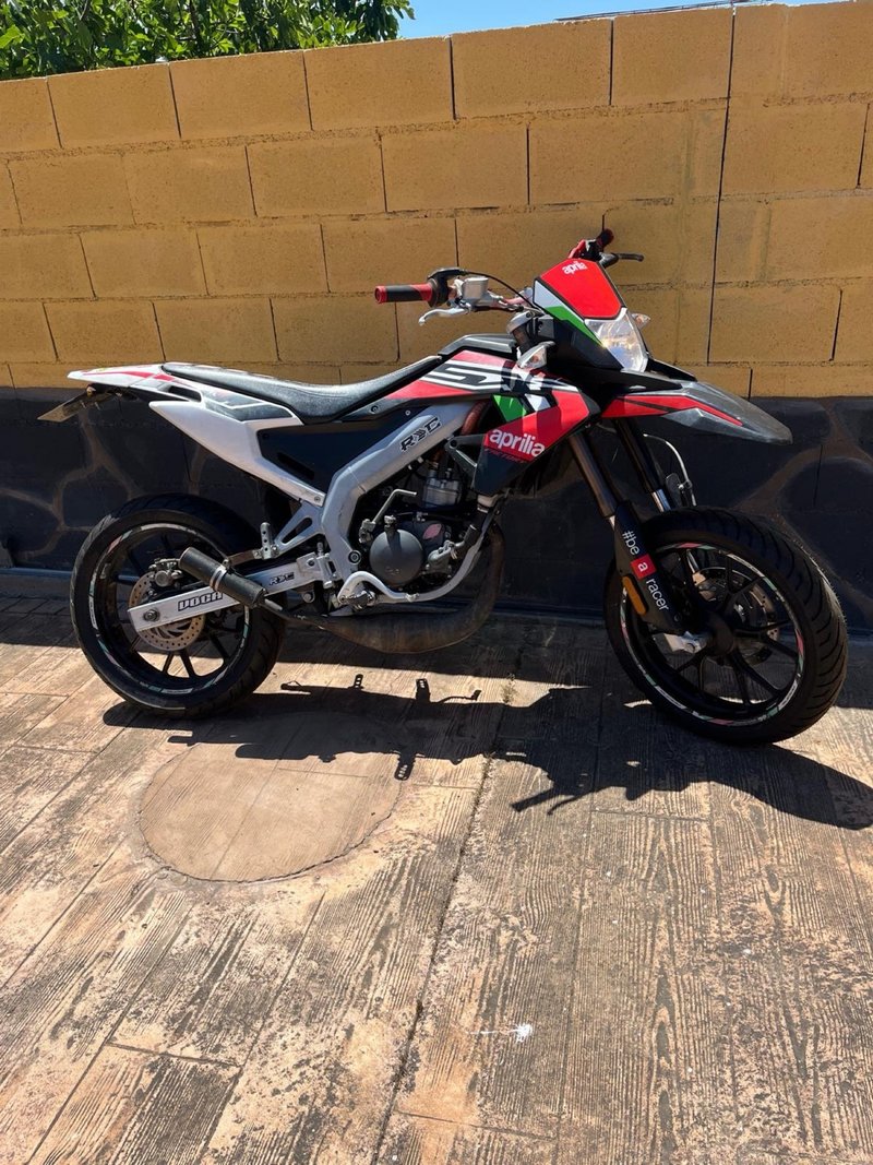 Aprilia SX 50 Factory Supermotard