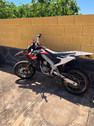 Aprilia SX 50 Factory Supermotard