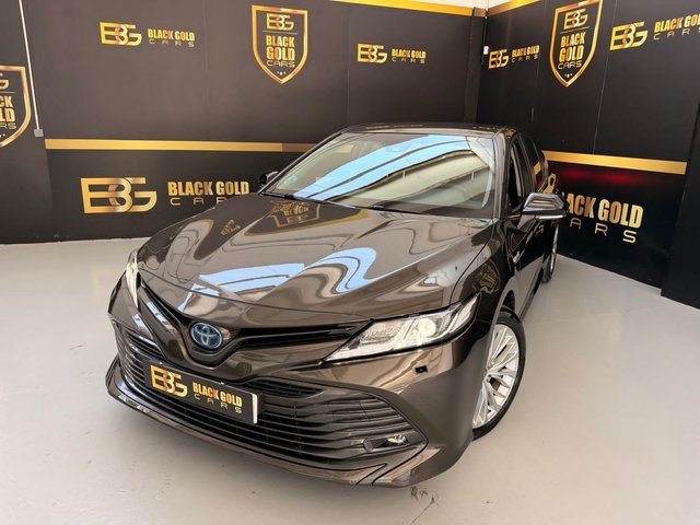 TOYOTA Camry 2.5 220H Advance