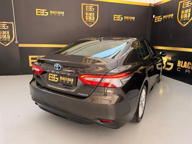 TOYOTA Camry 2.5 220H Advance