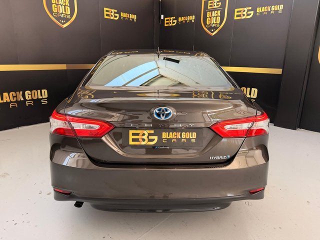 TOYOTA Camry 2.5 220H Advance