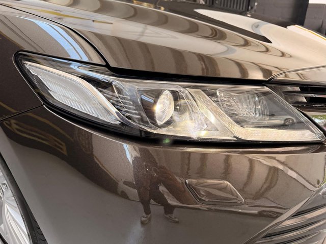 TOYOTA Camry 2.5 220H Advance