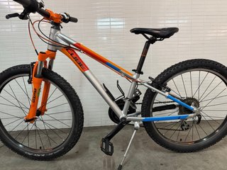 Bicicleta CUBE Aluminio 24 Junior